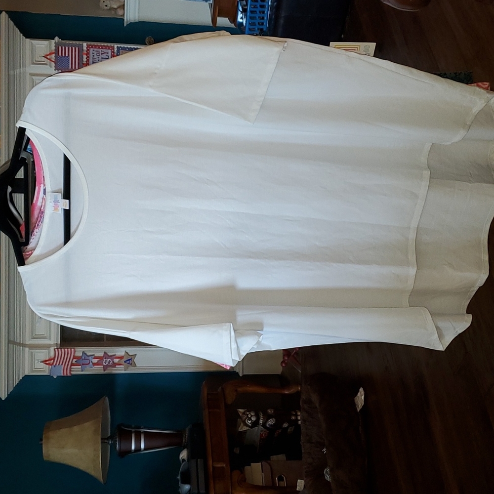 LuLaRoe 3XL Irma Top White Solid- New